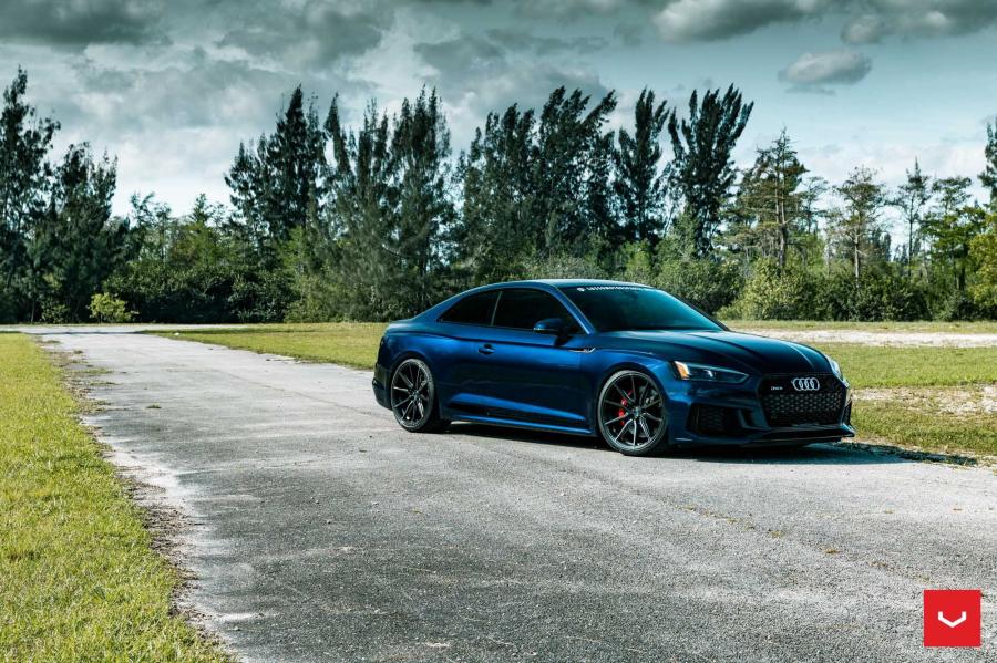  Audi RS5 Coupe on Vossen Wheels (HF-3) 2019 года  (фото 26 из 27)